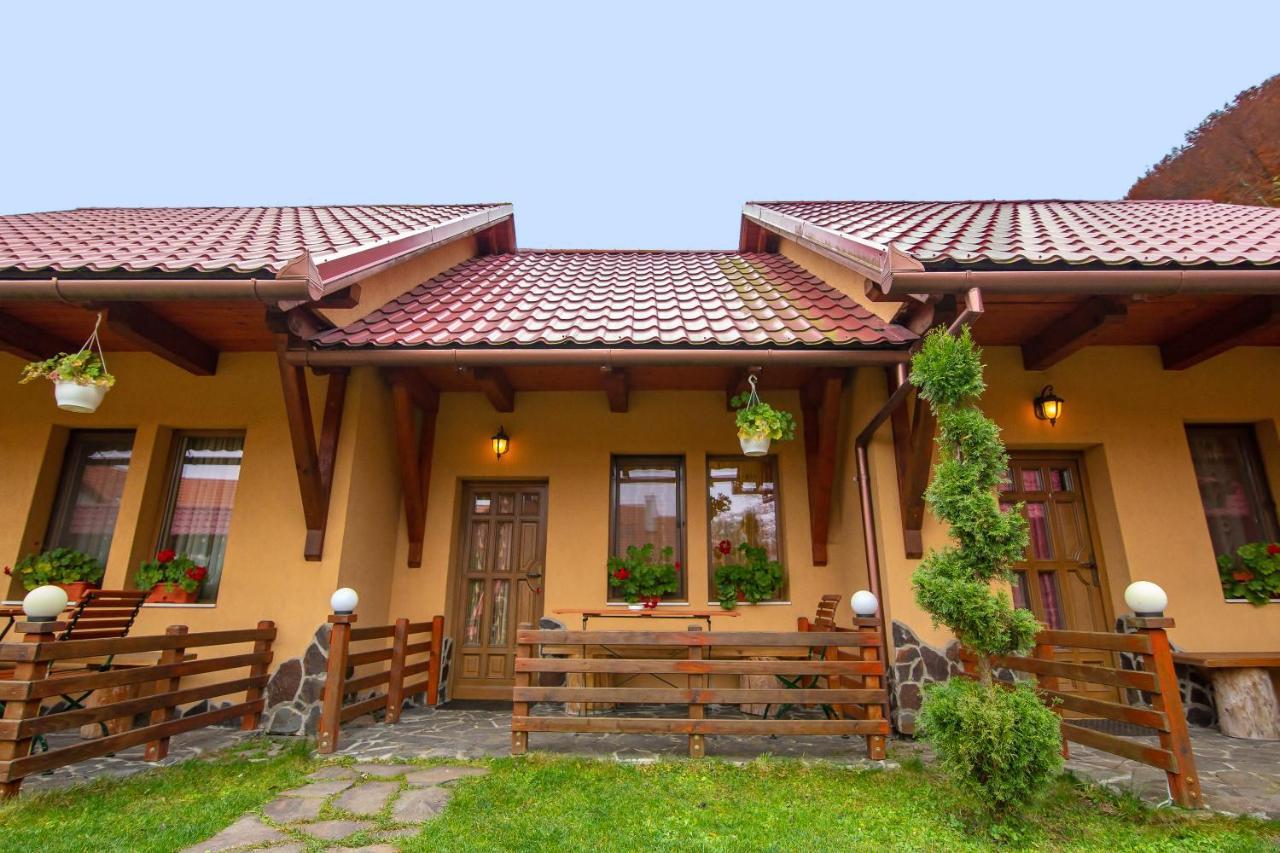 Patakmenti Panzio Spa كوروند المظهر الخارجي الصورة