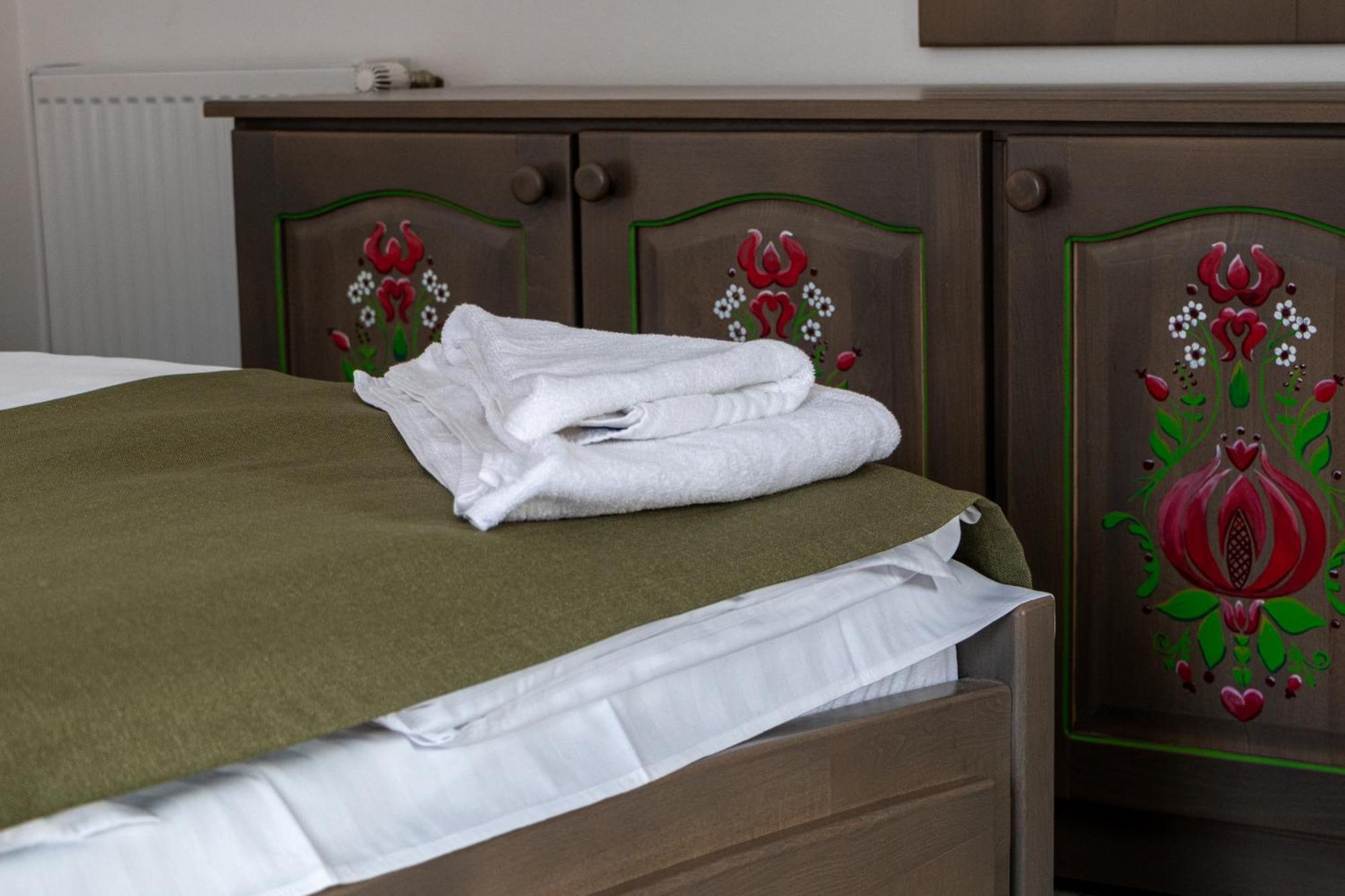 Patakmenti Panzio Spa كوروند المظهر الخارجي الصورة